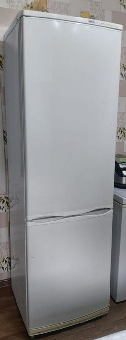 Продам холодильник