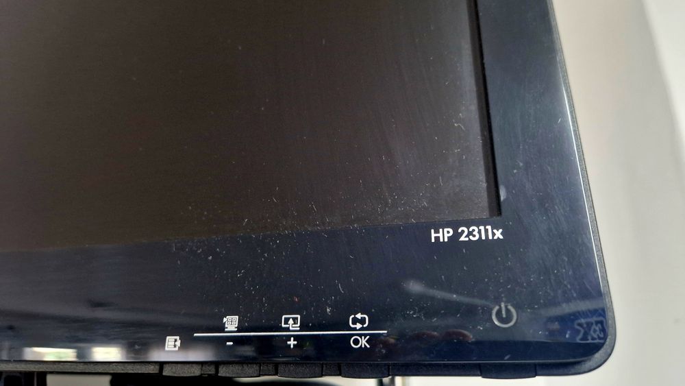 Монитор HP 2311x, диагональ 23 дюйма