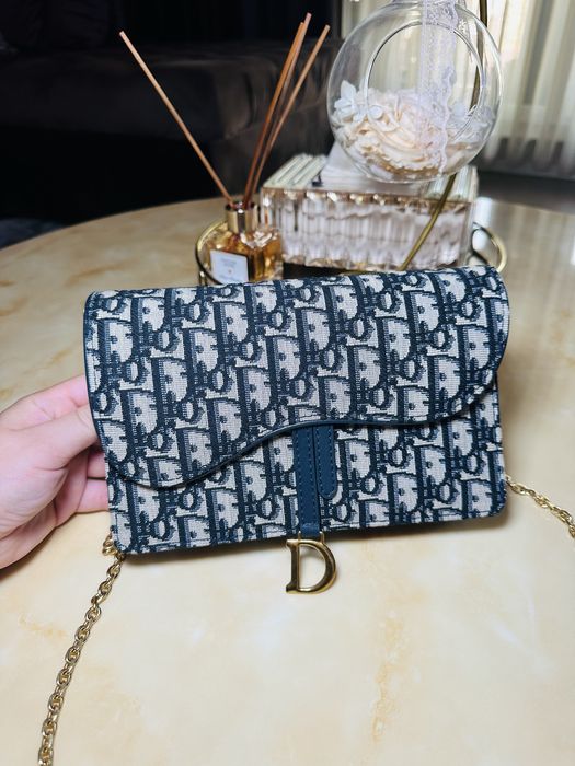 Vand Geanta Noua Luxury