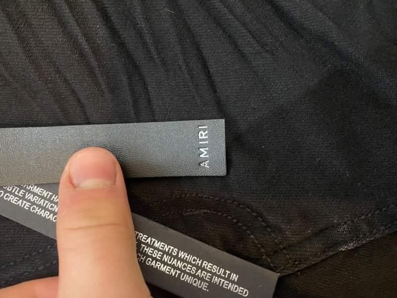 Blugi amiri size 38
