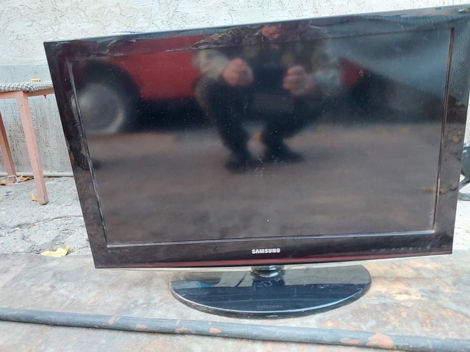 Продам телевизор