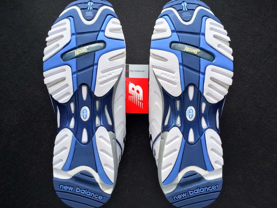 VINTAGE 2000 Made in U.S.A. New Balance® 754 Walkers — 10/8 D (26.5)