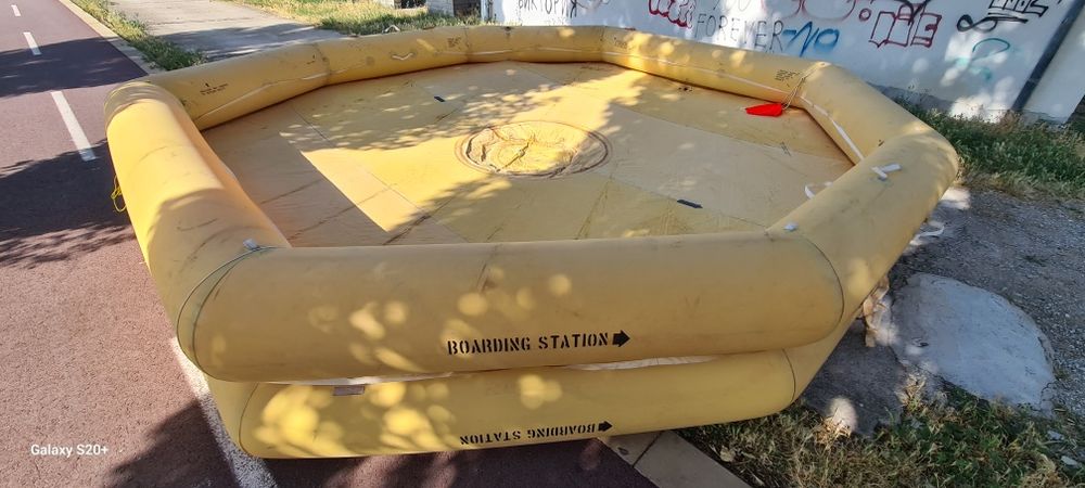 Авариен спасителен сал за 46 personen внос от САЩ