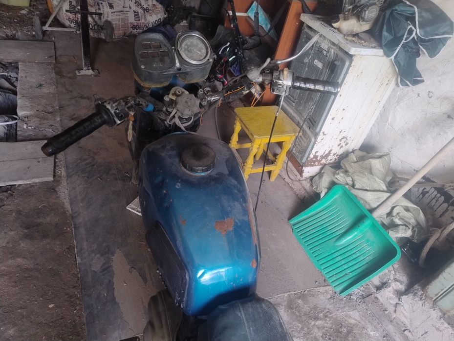 Продам мотоцикл планета 5