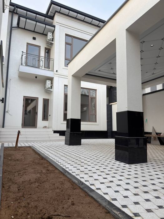 Срочно Срочно продаётся ЛЮКС Дом самом центре Циалковского