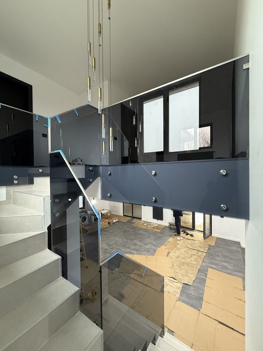 Cabine de dus, balustrada sticla