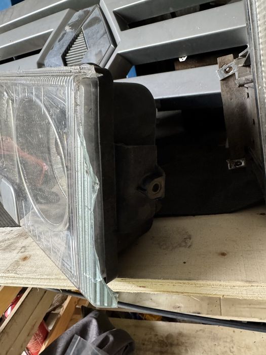 Фары рено магнум