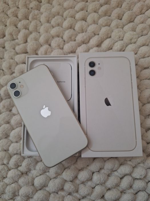 iPhone 11 без зебележка