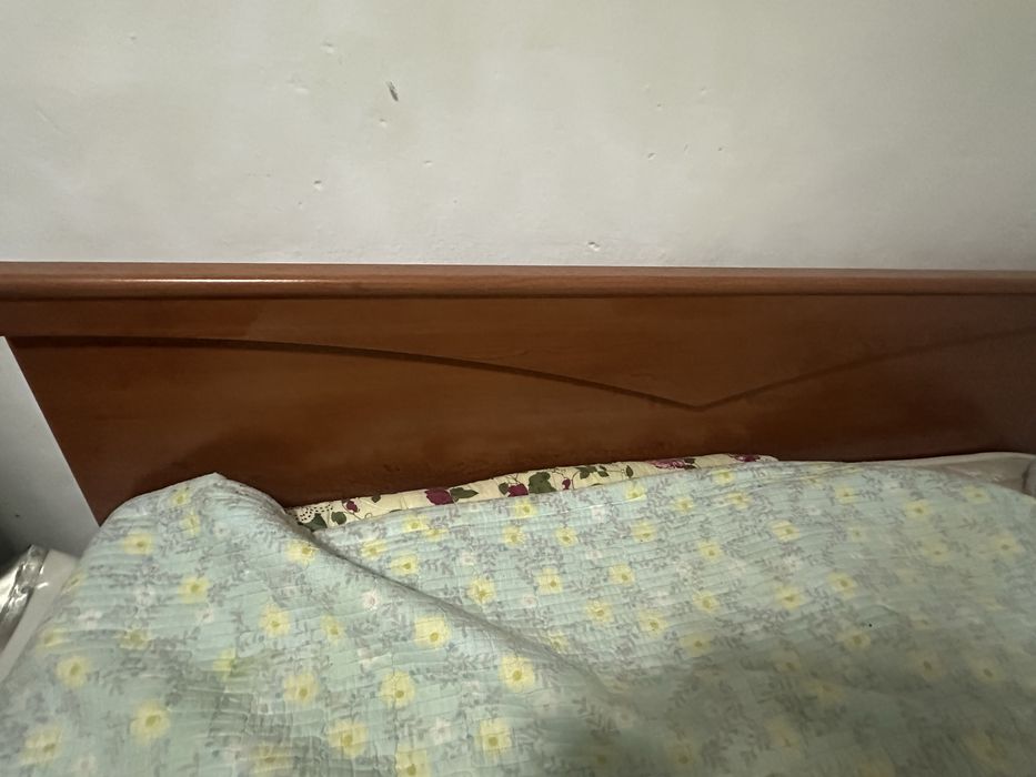 Продам двухспальную кровать