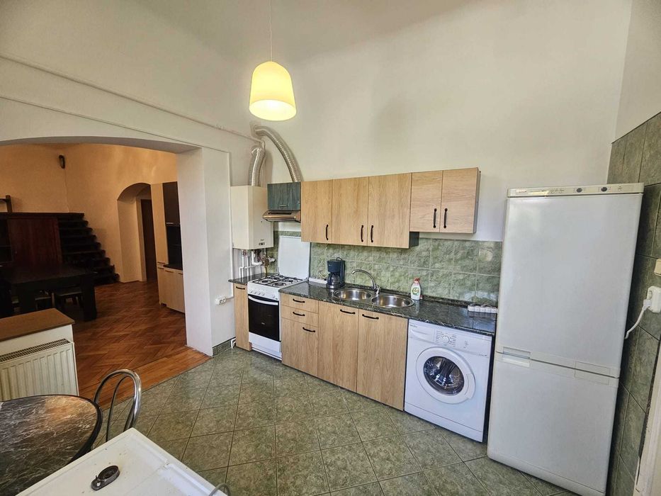 Inchiriez apartament 3 camere ultracentral