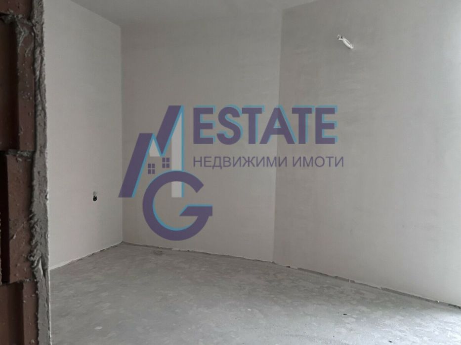 Продава се Тристаен апартамент в Бургас, Сарафово - 316 кв.м за 581 €/кв.м - Снимка #18