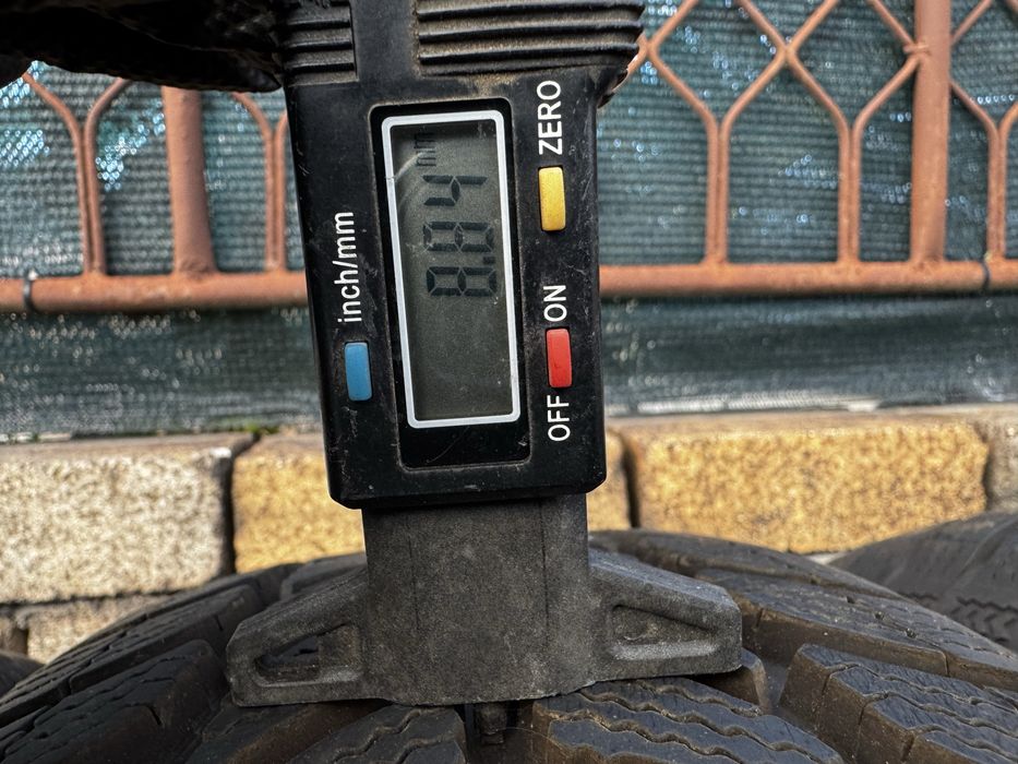 4 броя Зимни гуми 195/65 R15 DEBICA FRIGO