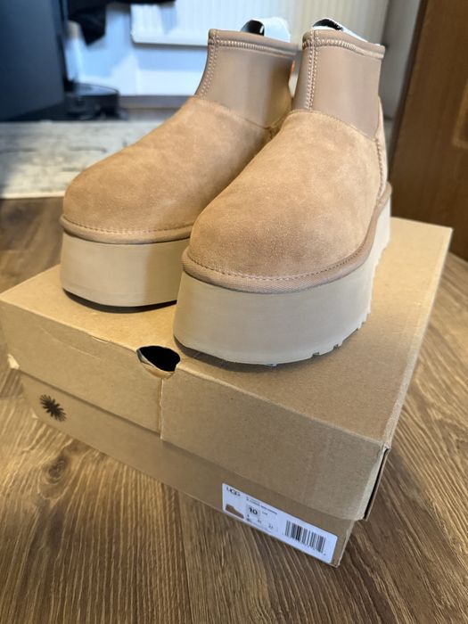 Titlu: Ghete UGG Platformă Classic Mini Dipper - NOI, Mărimea EU 41