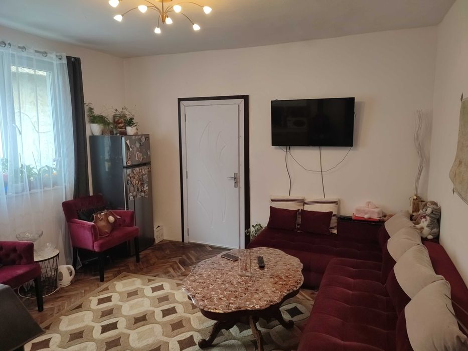 Продава се Етаж от къща в Търговище, Център - 120 кв.м за 1101 €/кв.м - Снимка #1