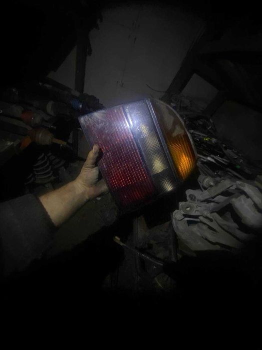 задний правый стоп на гольф 3 хэлаблек