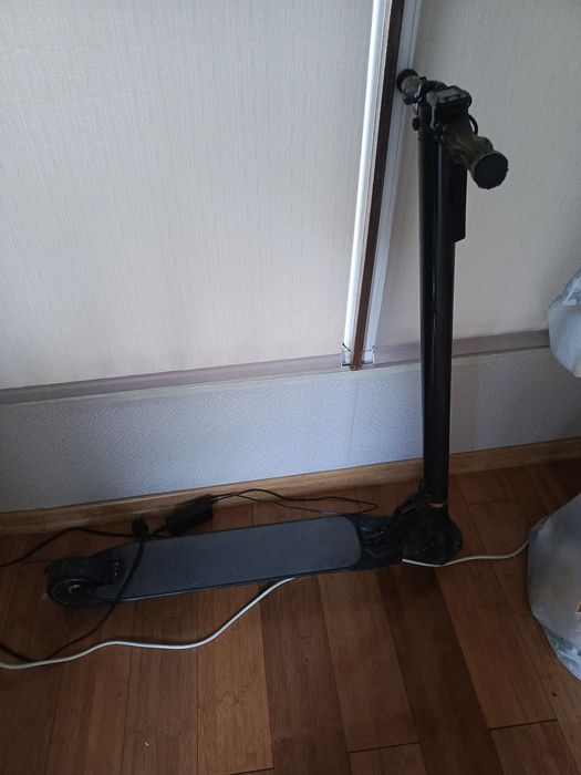 Электросамокат  продам