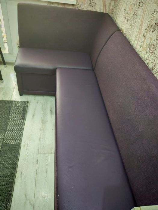 Продам кухонный диван