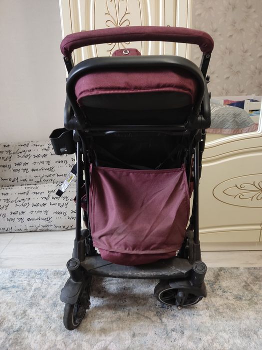 Срочно продам детскую коляску