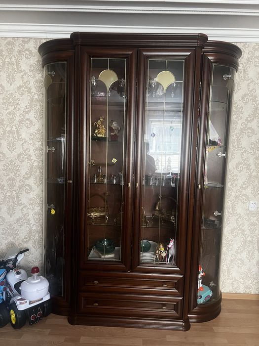 Продам стенку для гостиной