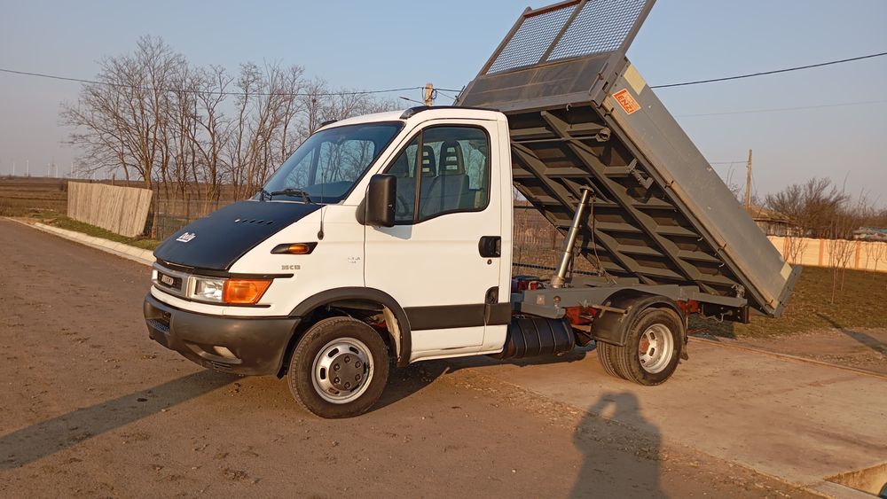 Iveco Daily 35c13 basculabil anul 2004 Italia