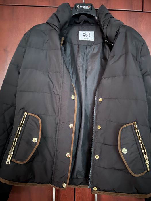 Geaca dama mar.40, stare impecabila