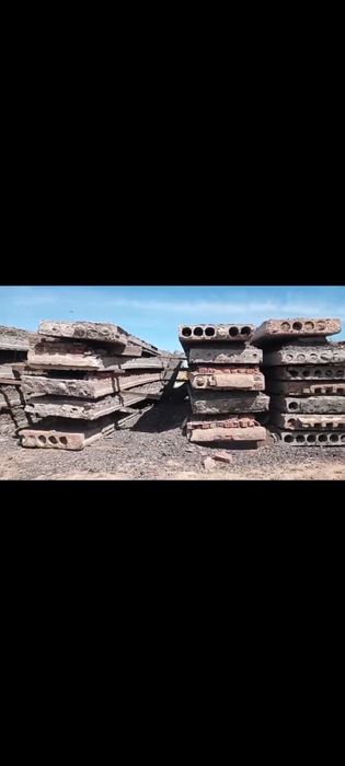 Продется плиты и блоки