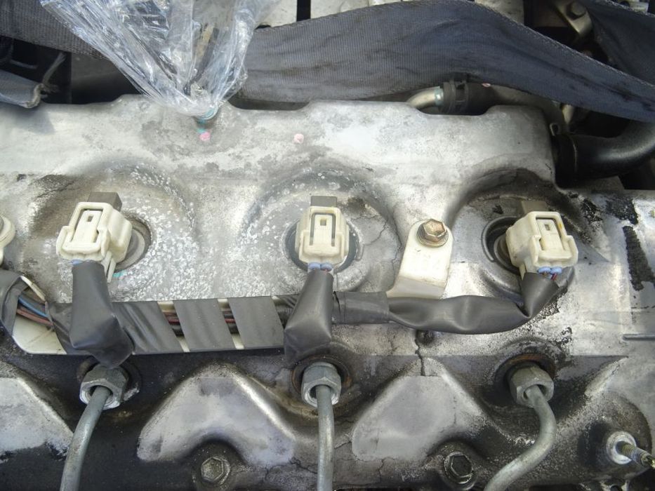 Vand Injectoare Toyota RAV 4 2.0 Diesel din 2004