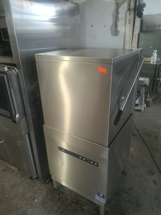 Съдомиална мшина професионална HOBART