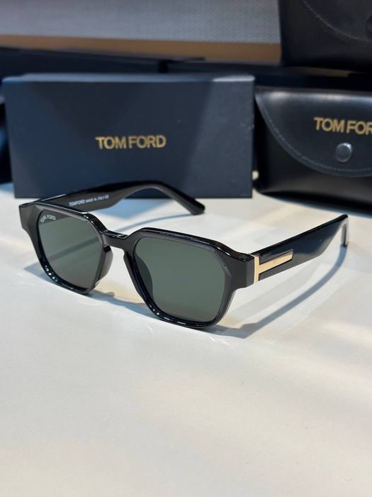 Ochelari Tom Ford noi