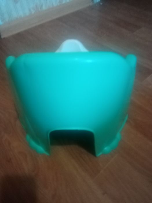 Детский горшок в отличном состоянии