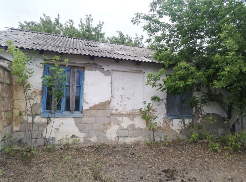 Продам дом 100км от города