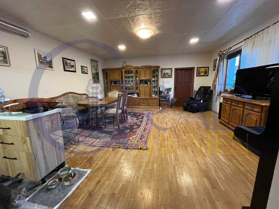 Продава се Къща в Шумен, Център - 105 кв.м за 757 €/кв.м - Снимка #3