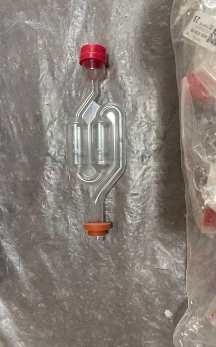 Гидрозатвор для производства вина