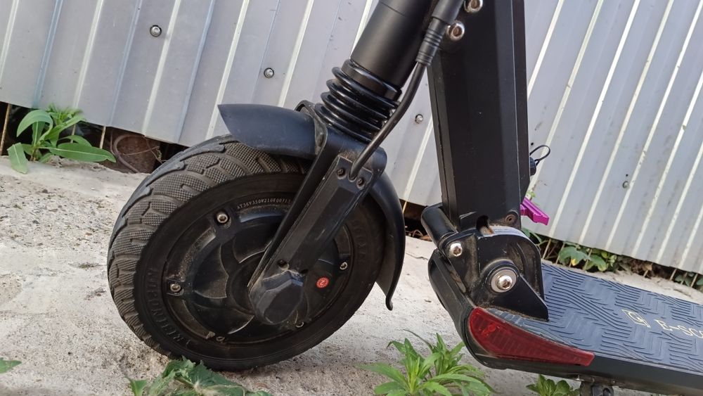 Продам электросамокат