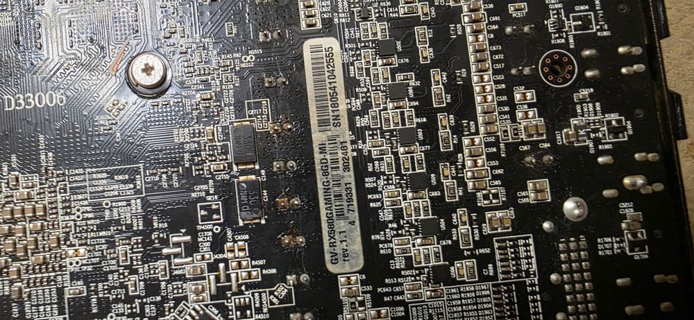 Продам видеокарту Gigabyte RX 580 Gaming