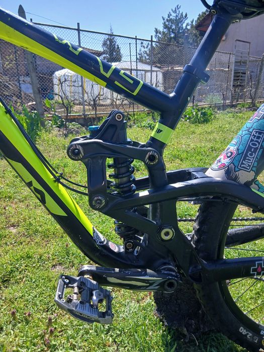 DH велосипед, колело за спускане SCOTT GAMBLER