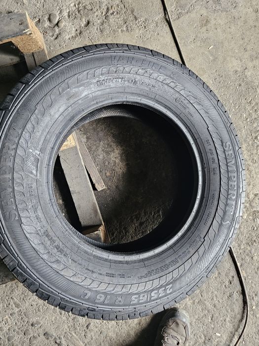 2 anvelope vara 235 65 16C Semperit 9.3mm
