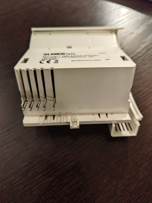 Термостат за Adax Glamox