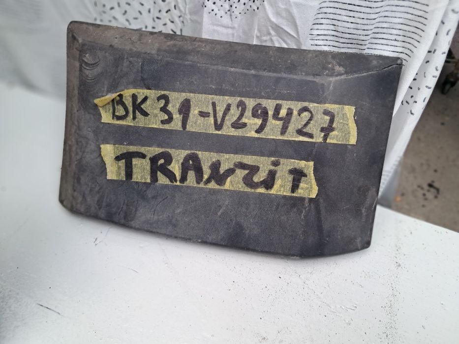 Лаисна Ford Transit Costom 2015/23г