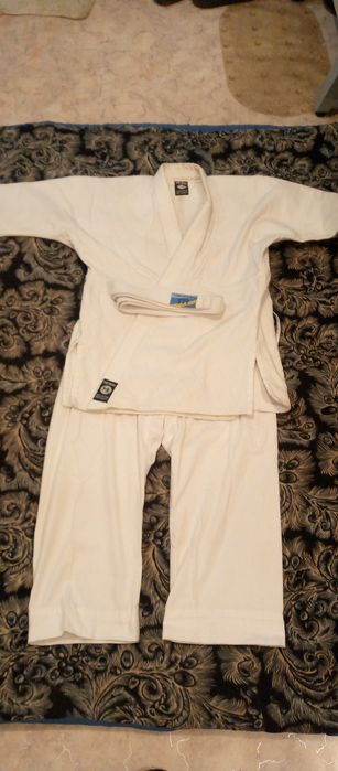 Продам кимоно для дзюдо