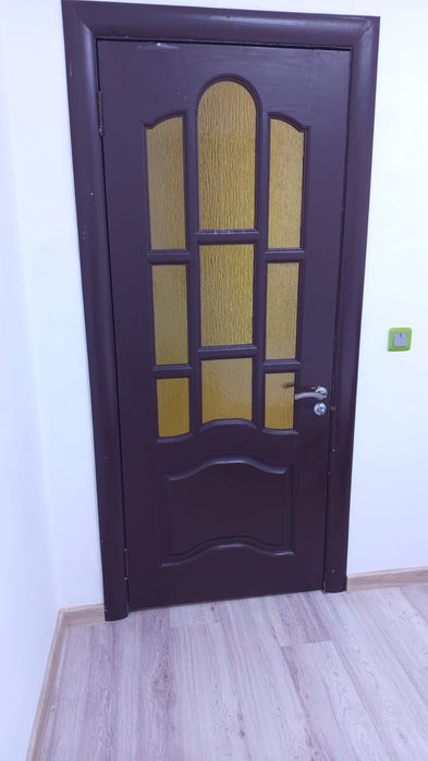 Двери деревянные