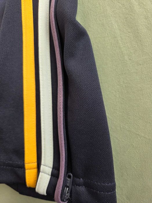 Оригинален анцуг Адидас Реал Мадрид, М размер. ADIDAS