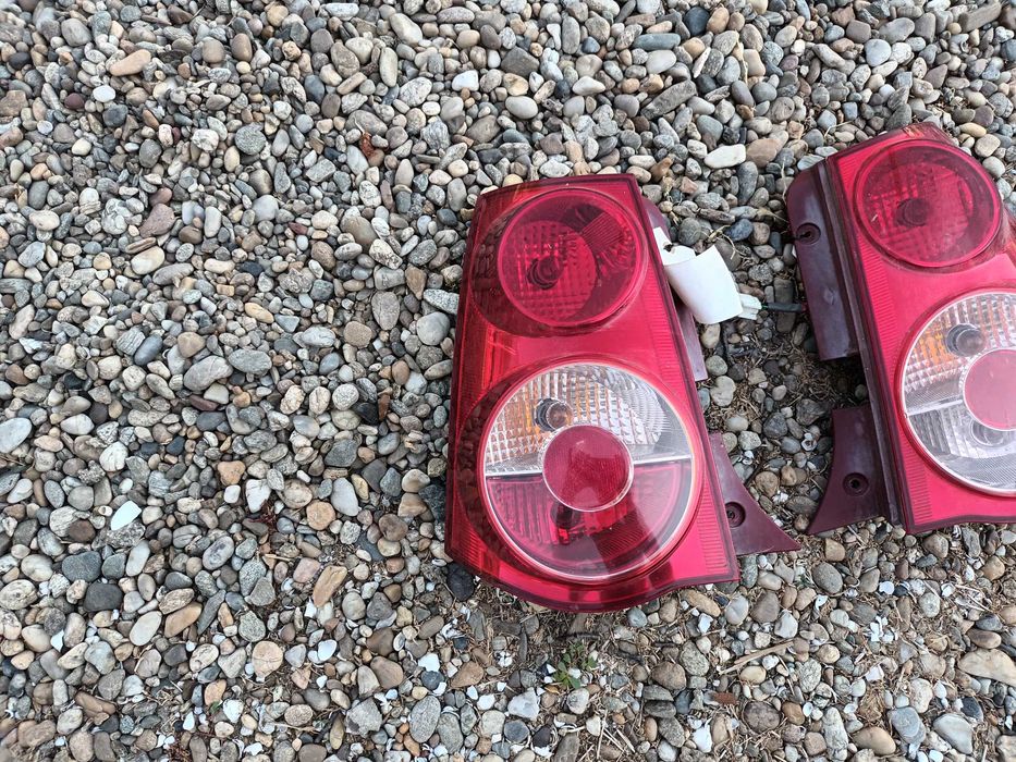 ляв и десен стоп за киа пиканто кия KIA PICANTO 04 - 11