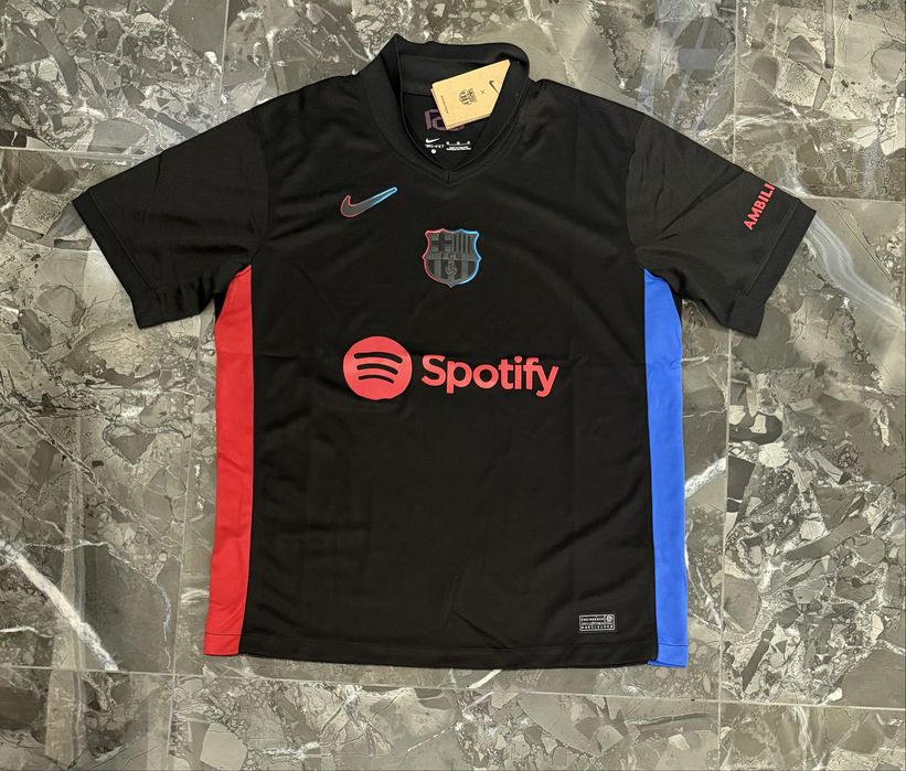 Barcelona Black Red