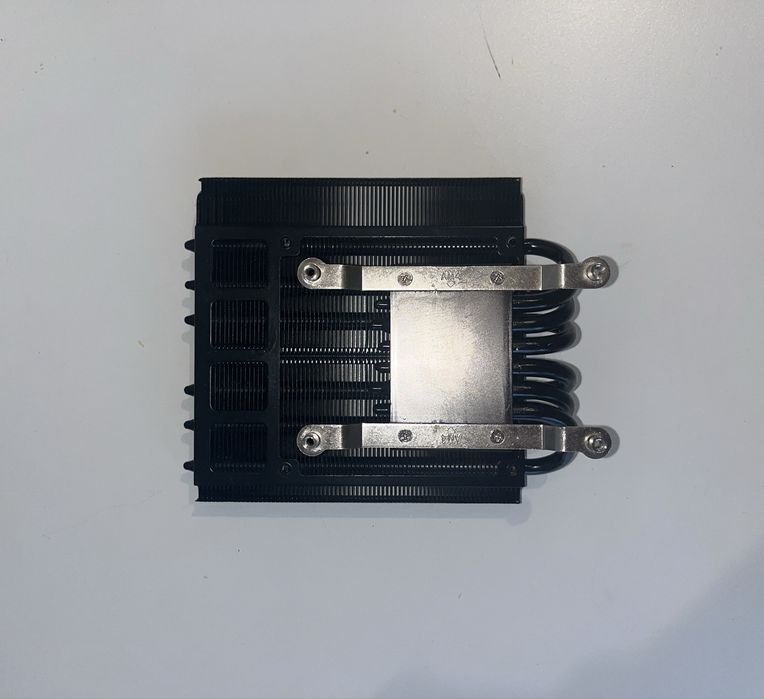 Cooler CPU Alpenfohn Black Ridge.