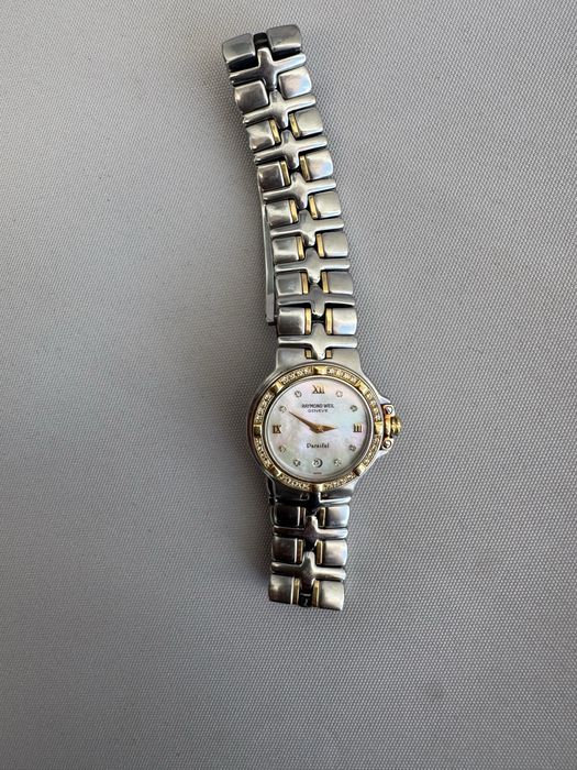 Aur 18 k, diamante si otel-ceas de dama