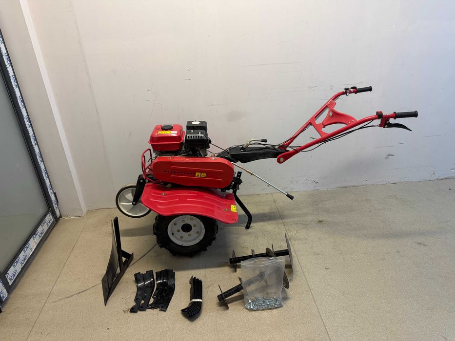 Мотофреза бензинова 5.2kW (7.0hp) 2+1 ск. T03  +Аксесоар за фрезоване