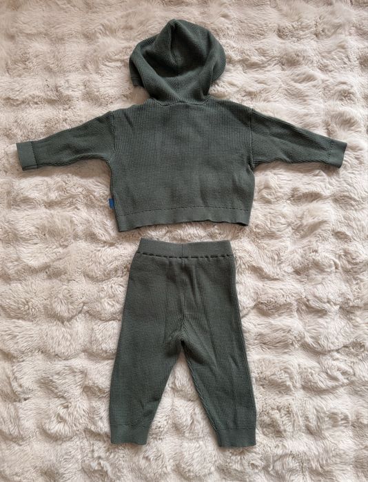 Set frumos pt baiat 9-12 luni