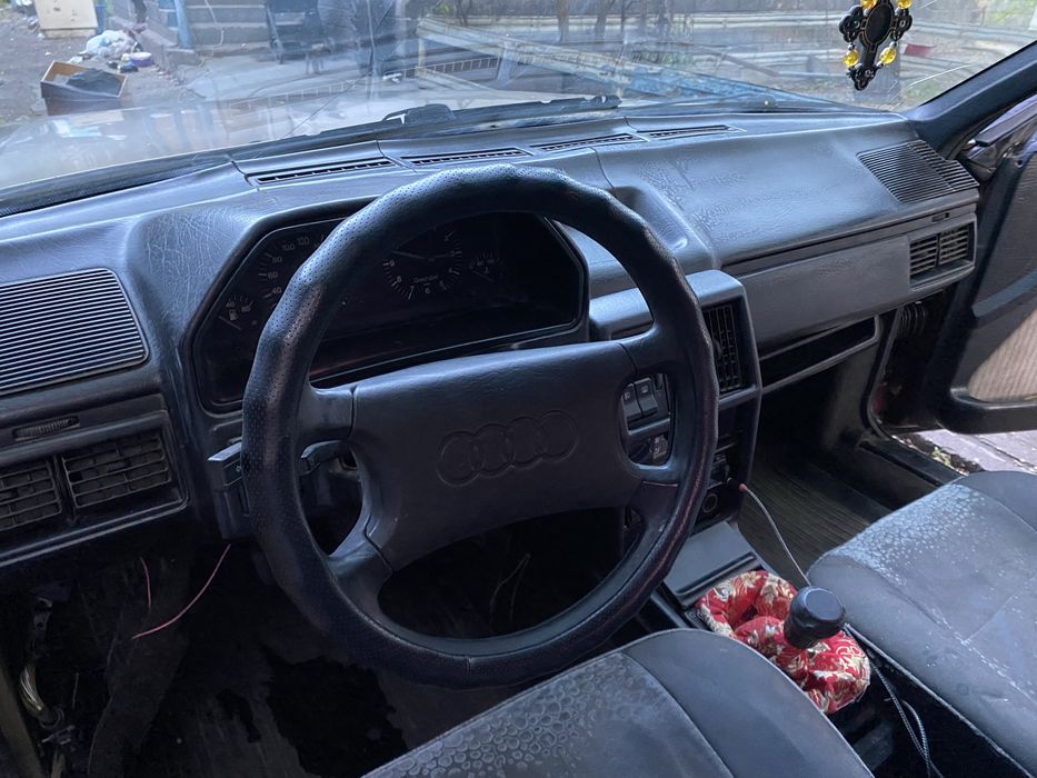Продам машину Audi 100 c3