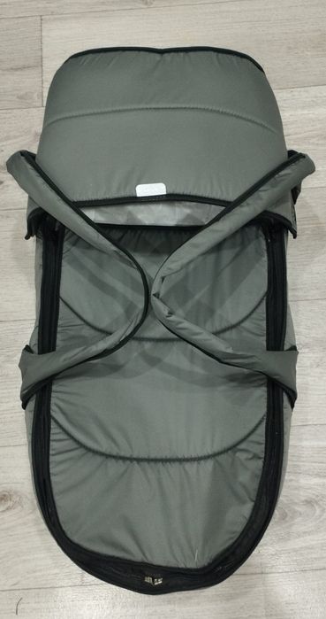 Продаю люльку-переноску